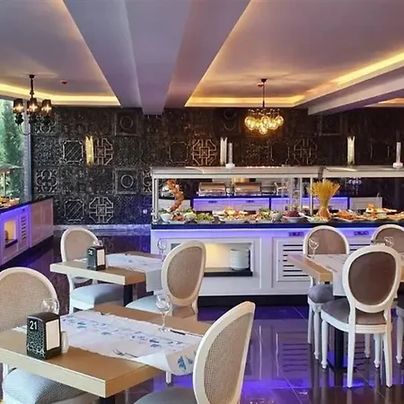 Szálloda Khaja Hotel&beach *