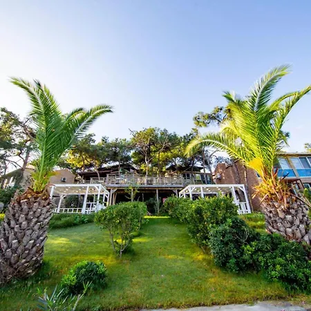 Khaja Hotel&beach